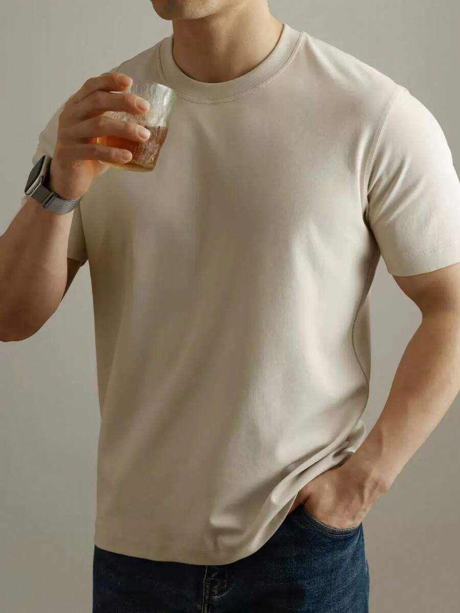 Camiseta Masculina Básica com Corte Regular – ideal para o verão Confortável e Respirável