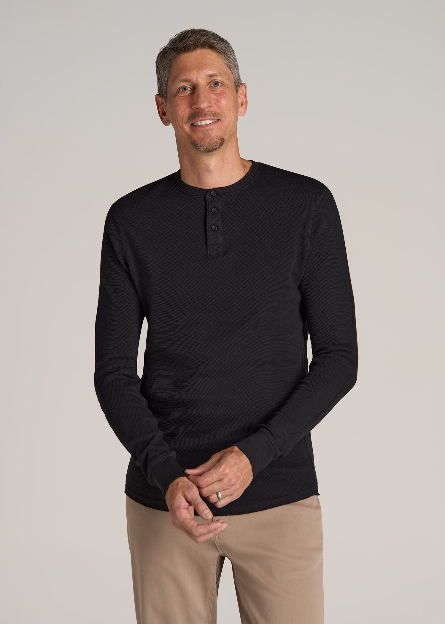 Double Honeycomb Thermal Long-Sleeve Henley Shirt for Tall Men in Black