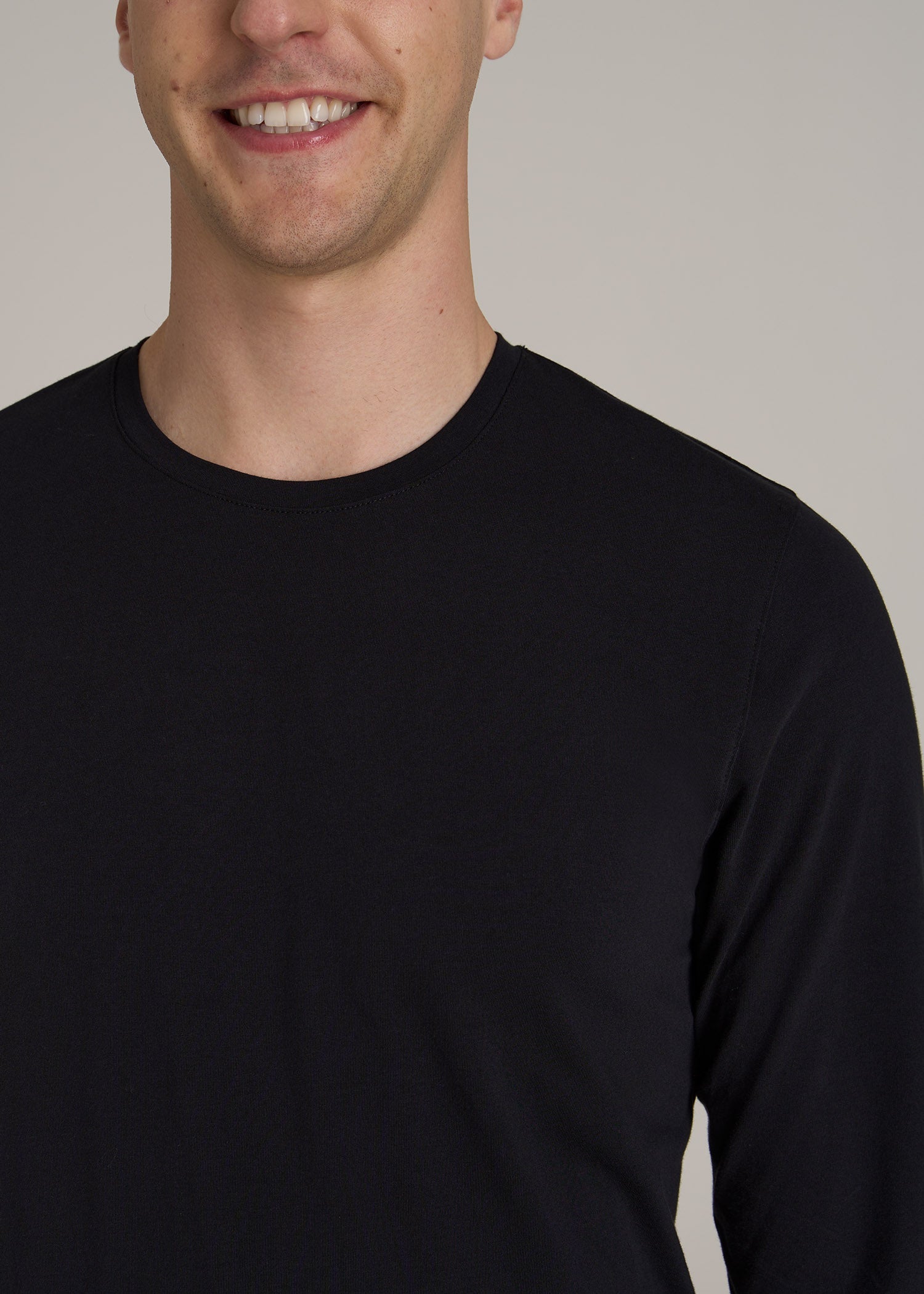 The Essential Modern Fit Crewneck Long Sleeve Tee for Tall Men in Black